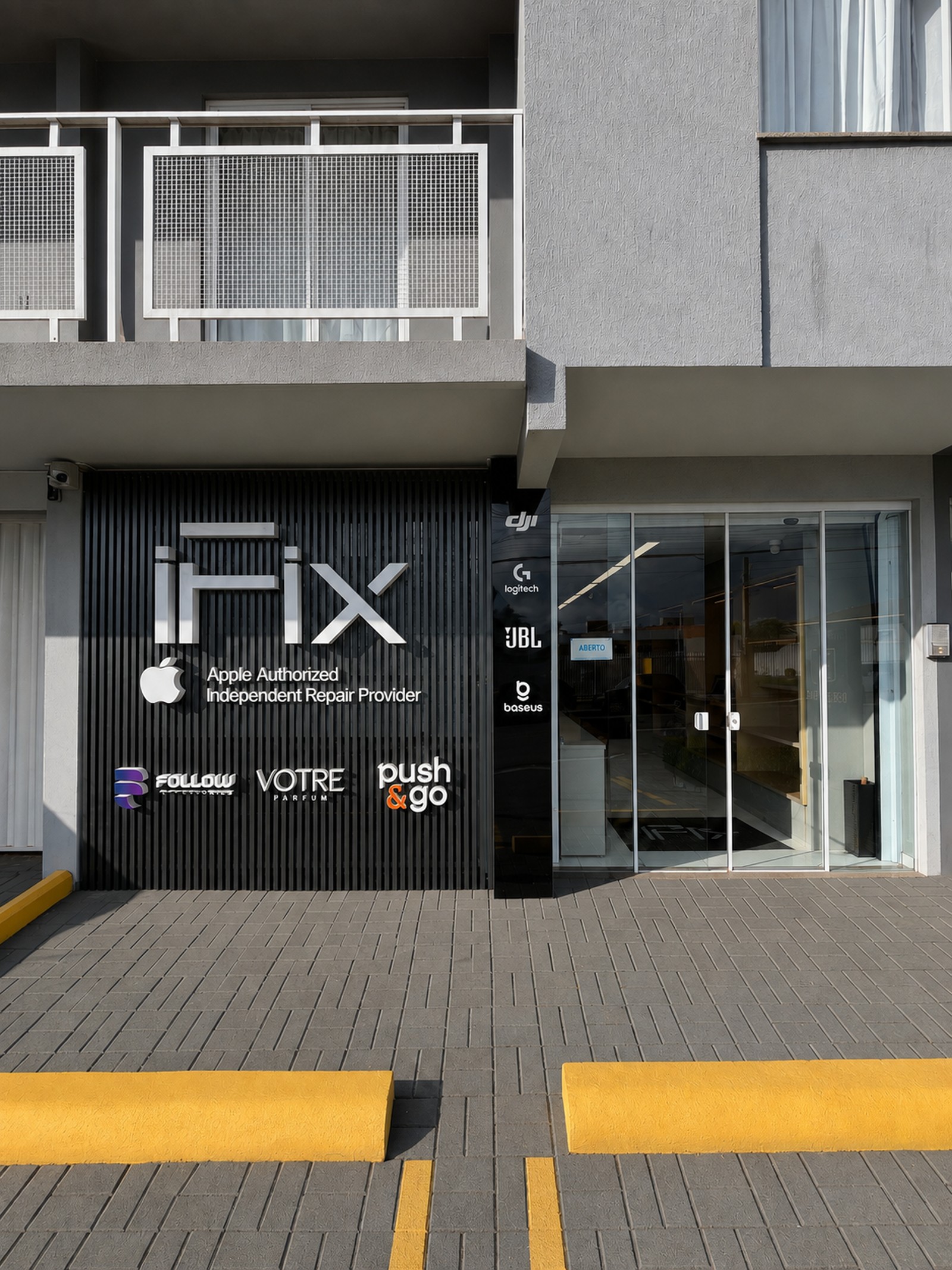 Fachada da iFix® na Rua Brigadeiro Rocha, 2454, Sala 1, Centro, Guarapuava